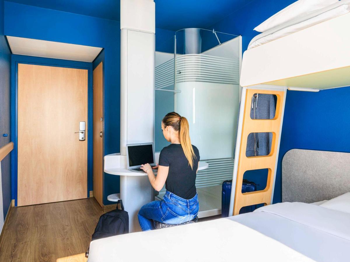 Ibis Budget Lausanne-Bussigny Hotel Екстериор снимка