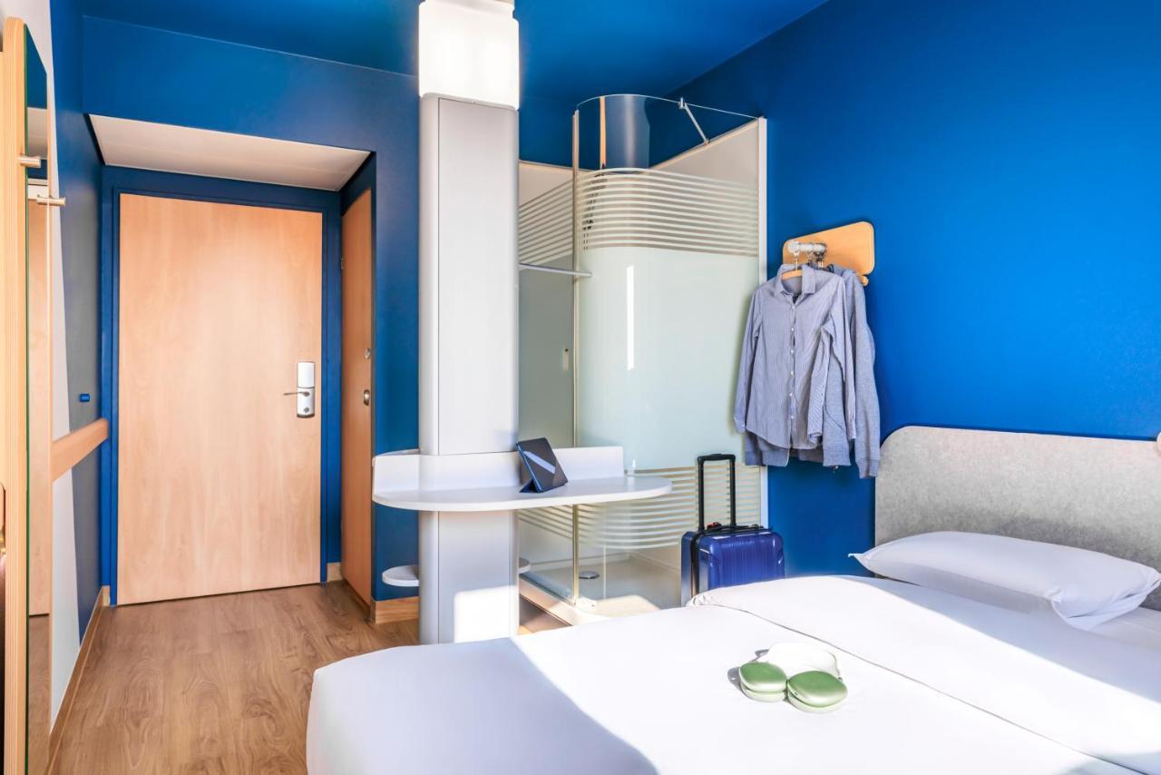 Ibis Budget Lausanne-Bussigny Hotel Екстериор снимка